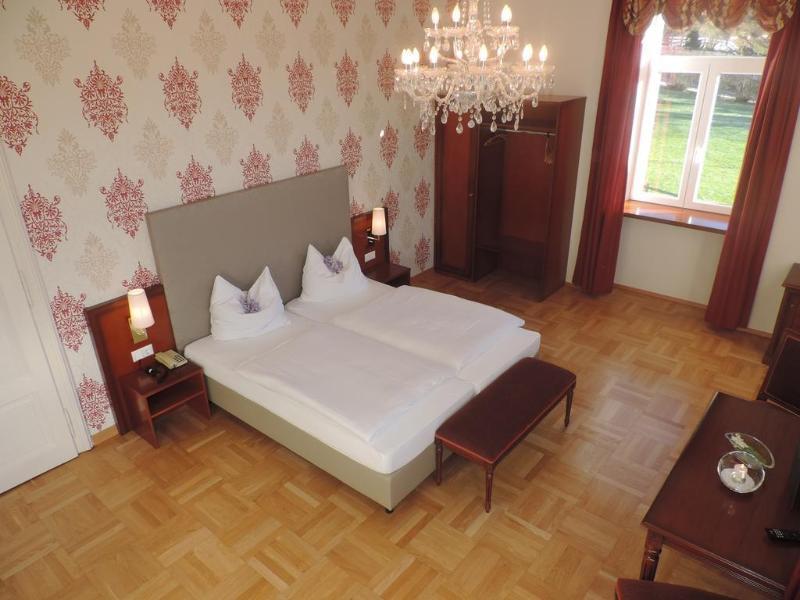 Hotel Kaiser Franz Josef Millstatt Dış mekan fotoğraf